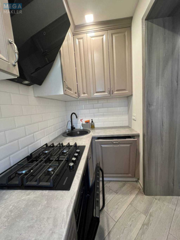 Продаж 4 кімнатної квартири (88/?/4), 2 пов. 4 пов. будинку, <a class="location-link" href="/vasilkov/" title="Недвижимость Васильків">Васильків</a>, Військове містечко 11 (изображение 17)