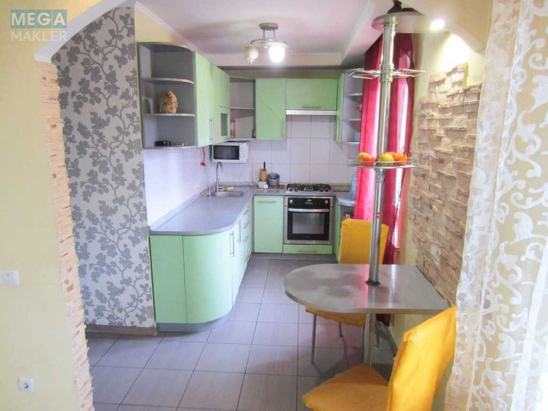 Продаж 2 кімнатної квартири (46/30/7,5), 5 пов. 5 пов. будинку, <a class="location-link" href="/kiev/" title="Недвижимость Київ">Київ</a>, <a class="location-link" href="/kiev/svyatoshinskij/" title="Недвижимость Святошинський район">Святошинський р-н</a>, Зодчих вул., 16 (изображение 6)
