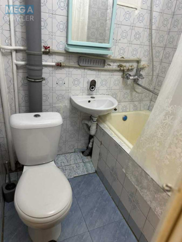 Продаж 2 кімнатної квартири (45/31/7,8), 4 пов. 5 пов. будинку, <a class="location-link" href="/kiev/" title="Недвижимость Київ">Київ</a>, <a class="location-link" href="/kiev/dneprovskij/" title="Недвижимость Дніпровський район">Дніпровський р-н</a>, Строителей ул., 14 (изображение 9)