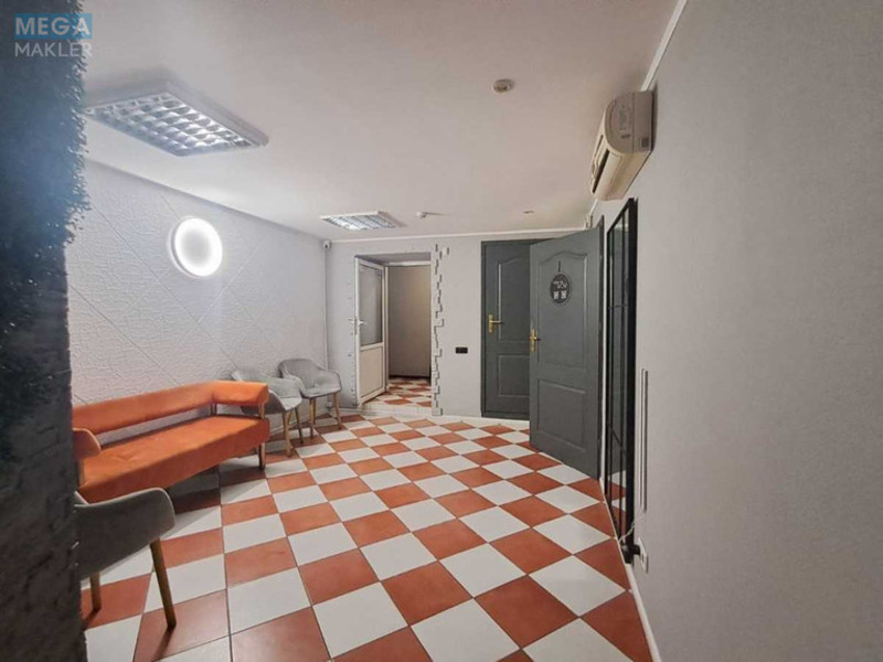 Продаж комерційної нерухомості, 153&nbsp;кв.м, под офис, <a class="location-link" href="/kiev/" title="Недвижимость Київ">Київ</a>, <a class="location-link" href="/kiev/shevchenkovskij/" title="Недвижимость Шевченківський район">Шевченківський р-н</a>, Прорізна вул., 9 (изображение 10)