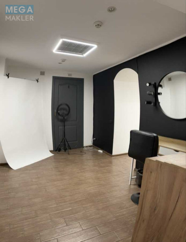 Продаж комерційної нерухомості, 153&nbsp;кв.м, под офис, <a class="location-link" href="/kiev/" title="Недвижимость Київ">Київ</a>, <a class="location-link" href="/kiev/shevchenkovskij/" title="Недвижимость Шевченківський район">Шевченківський р-н</a>, Прорізна вул., 9 (изображение 11)