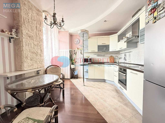 Продаж 2 кімнатної квартири (78/45/11), 12 пов. 23 пов. будинку, <a class="location-link" href="/kiev/" title="Недвижимость Київ">Київ</a>, <a class="location-link" href="/kiev/obolonskij/" title="Недвижимость Оболонський район">Оболонський р-н</a>, Макіївська вул., 8 (изображение 2)