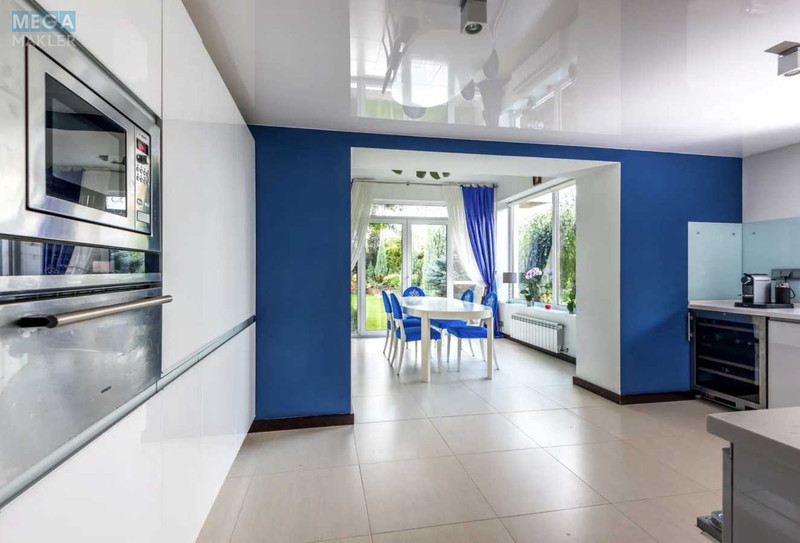 Продаж дома, 3&nbsp;поверху, 260&nbsp;кв.м, 6&nbsp;кімнат, ділянка 7&nbsp;соток, <a class="location-link" href="/kiev/" title="Недвижимость Київ">Київ</a>, <a class="location-link" href="/kiev/darnickij/" title="Недвижимость Дарницький район">Дарницький р-н</a>, Святищенська вул. (изображение 8)