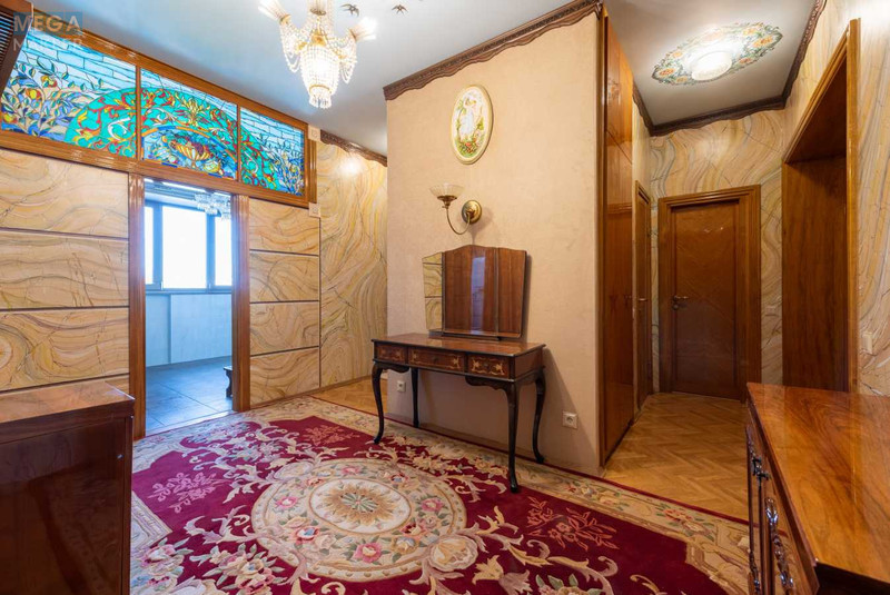 Оренда 3 кімнатної квартири, <a class="location-link" href="/kiev/" title="Недвижимость Київ">Київ</a>, <a class="location-link" href="/kiev/pecherskij/" title="Недвижимость Печерський район">Печерський р-н</a>, Михайла Грушевського вул., 34А (изображение 10)