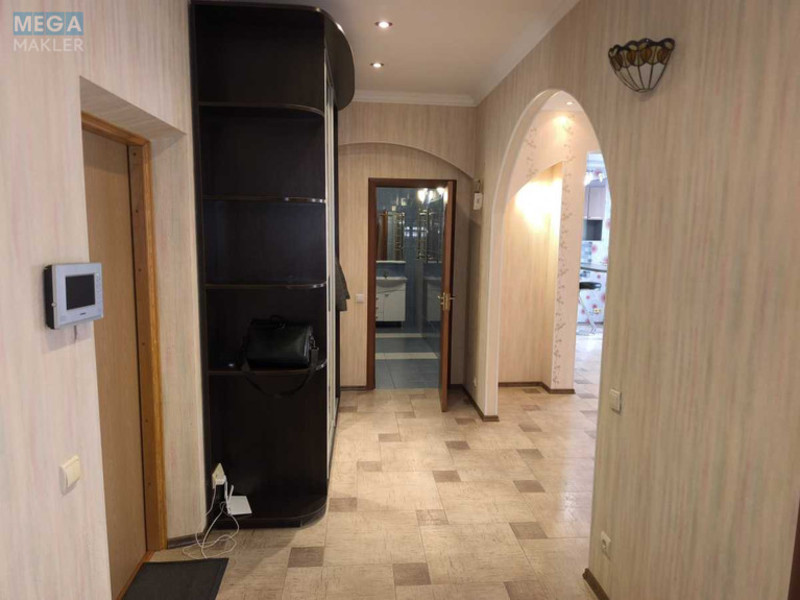 Продаж 2 кімнатної квартири (74,9/35,7/17,9), 5 пов. 15 пов. будинку, <a class="location-link" href="/kiev/" title="Недвижимость Київ">Київ</a>, <a class="location-link" href="/kiev/shevchenkovskij/" title="Недвижимость Шевченківський район">Шевченківський р-н</a>, Золотоустівська вул., 50 (изображение 9)