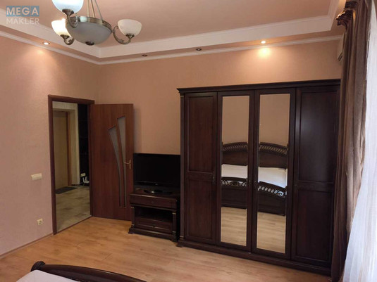Продаж 2 кімнатної квартири (74,9/35,7/17,9), 5 пов. 15 пов. будинку, <a class="location-link" href="/kiev/" title="Недвижимость Київ">Київ</a>, <a class="location-link" href="/kiev/shevchenkovskij/" title="Недвижимость Шевченківський район">Шевченківський р-н</a>, Золотоустівська вул., 50 (изображение 19)