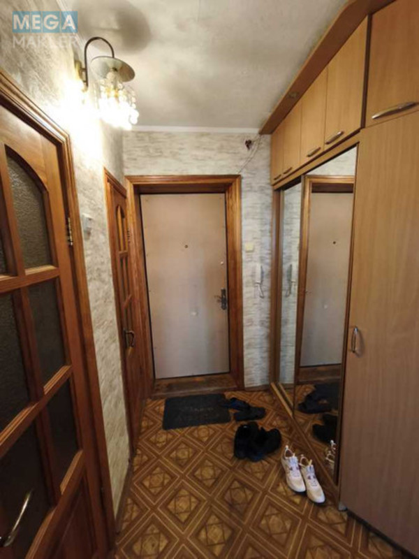 Продаж 1 кімнатної квартири (34/18/7), 7 пов. 9 пов. будинку, <a class="location-link" href="/kiev/" title="Недвижимость Київ">Київ</a>, <a class="location-link" href="/kiev/svyatoshinskij/" title="Недвижимость Святошинський район">Святошинський р-н</a>, Генерала Наумова вул., 19 (изображение 5)