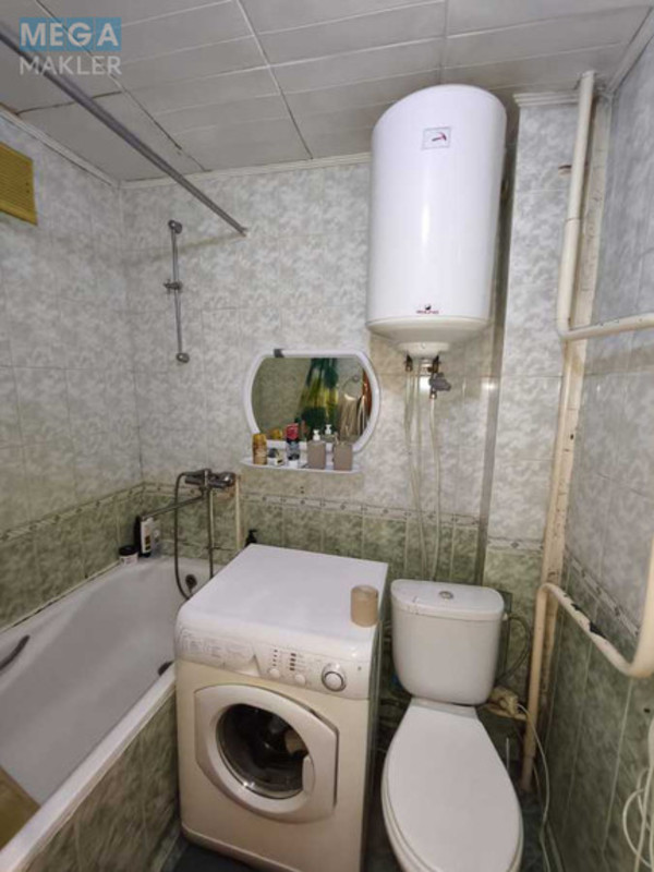 Продаж 1 кімнатної квартири (34/18/7), 7 пов. 9 пов. будинку, <a class="location-link" href="/kiev/" title="Недвижимость Київ">Київ</a>, <a class="location-link" href="/kiev/svyatoshinskij/" title="Недвижимость Святошинський район">Святошинський р-н</a>, Генерала Наумова вул., 19 (изображение 7)