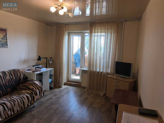 Продаж 1 кімнатної квартири (34/18/7), 7 пов. 9 пов. будинку, <a class="location-link" href="/kiev/" title="Недвижимость Київ">Київ</a>, <a class="location-link" href="/kiev/svyatoshinskij/" title="Недвижимость Святошинський район">Святошинський р-н</a>, Генерала Наумова вул., 19 (изображение 9)