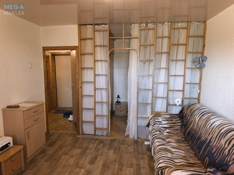 Продаж 1 кімнатної квартири (34/18/7), 7 пов. 9 пов. будинку, <a class="location-link" href="/kiev/" title="Недвижимость Київ">Київ</a>, <a class="location-link" href="/kiev/svyatoshinskij/" title="Недвижимость Святошинський район">Святошинський р-н</a>, Генерала Наумова вул., 19 (изображение 11)