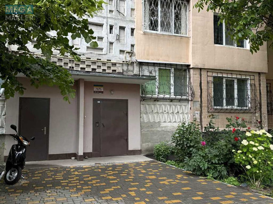 Продаж 1 кімнатної квартири (35/18/9), 8 пов. 9 пов. будинку, <a class="location-link" href="/odessa/" title="Недвижимость Одеса">Одеса</a>, <a class="location-link" href="/odessa/suvorovskij/" title="Недвижимость Суворовський район">Суворовський р-н</a>, князя Володимира Великого, 80 (изображение 2)