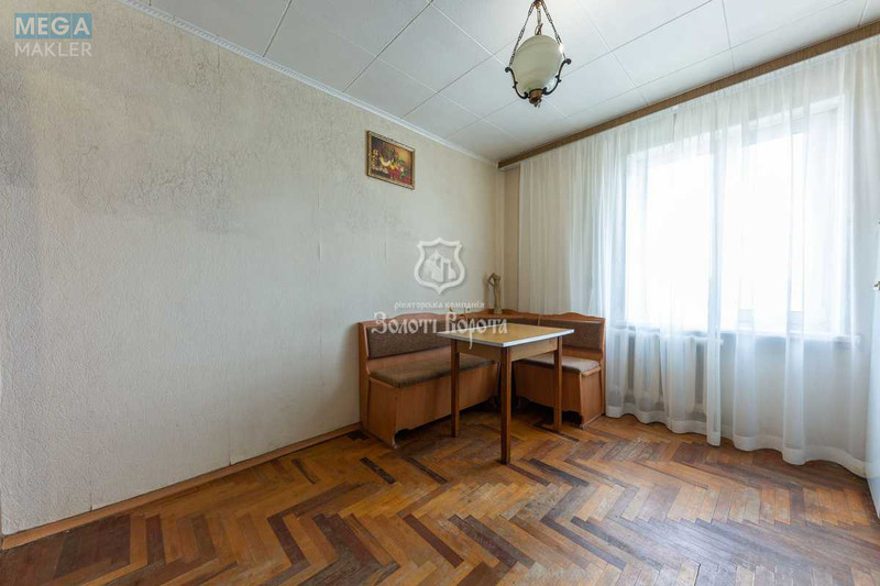 Продаж 1 кімнатної квартири (42/17,1/11,1), 7 пов. 9 пов. будинку, <a class="location-link" href="/kiev/" title="Недвижимость Київ">Київ</a>, <a class="location-link" href="/kiev/svyatoshinskij/" title="Недвижимость Святошинський район">Святошинський р-н</a>, Клавдіївська вул., 24 (изображение 2)