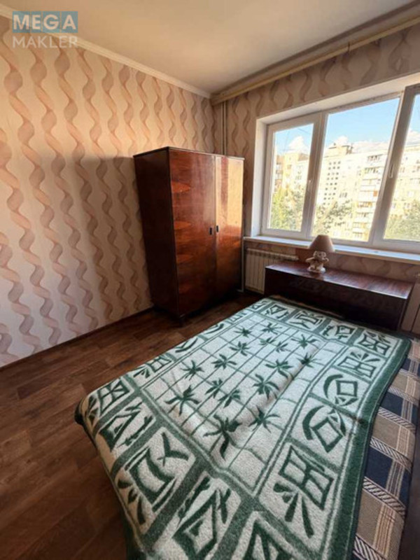Оренда 1 кімнатної квартири, <a class="location-link" href="/kiev/" title="Недвижимость Київ">Київ</a>, <a class="location-link" href="/kiev/obolonskij/" title="Недвижимость Оболонський район">Оболонський р-н</a>, Приречная ул., 27В (изображение 2)