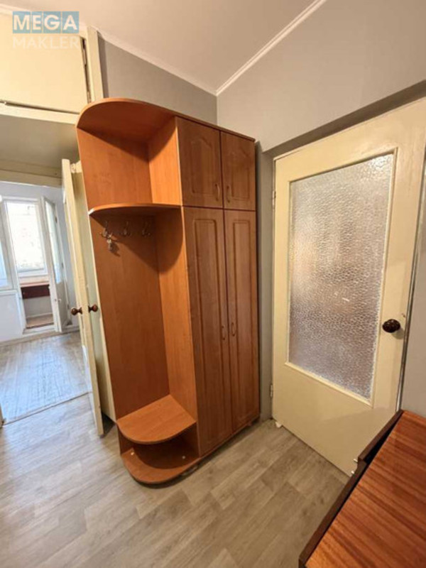 Оренда 1 кімнатної квартири, <a class="location-link" href="/kiev/" title="Недвижимость Київ">Київ</a>, <a class="location-link" href="/kiev/obolonskij/" title="Недвижимость Оболонський район">Оболонський р-н</a>, Приречная ул., 27В (изображение 5)