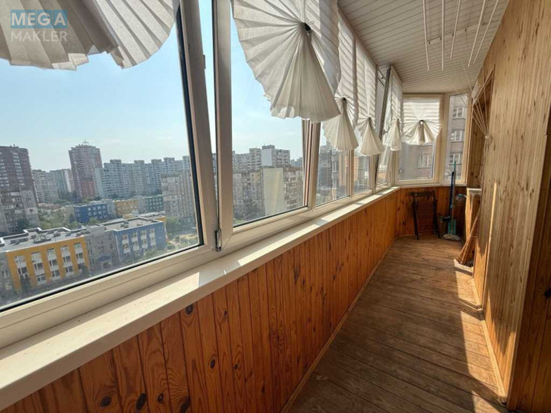 Продаж 1 кімнатної квартири (57/21,3/13), 10 пов. 14 пов. будинку, <a class="location-link" href="/kiev/" title="Недвижимость Київ">Київ</a>, <a class="location-link" href="/kiev/darnickij/" title="Недвижимость Дарницький район">Дарницький р-н</a>, Срібнокільська вул., 24 (изображение 7)