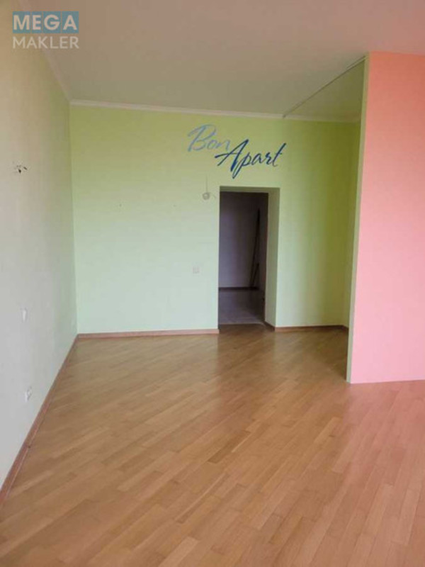 Продаж 3 кімнатної квартири (116/65/12), 10 пов. 15 пов. будинку, <a class="location-link" href="/kiev/" title="Недвижимость Київ">Київ</a>, <a class="location-link" href="/kiev/obolonskij/" title="Недвижимость Оболонський район">Оболонський р-н</a>, Героїв Сталінграду просп., 6Б (изображение 9)
