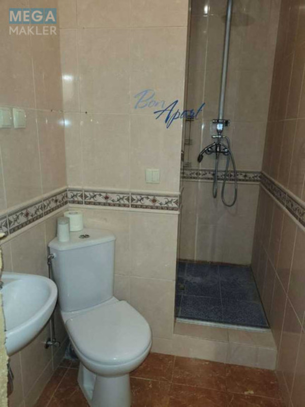 Продаж 3 кімнатної квартири (116/65/12), 10 пов. 15 пов. будинку, <a class="location-link" href="/kiev/" title="Недвижимость Київ">Київ</a>, <a class="location-link" href="/kiev/obolonskij/" title="Недвижимость Оболонський район">Оболонський р-н</a>, Героїв Сталінграду просп., 6Б (изображение 15)