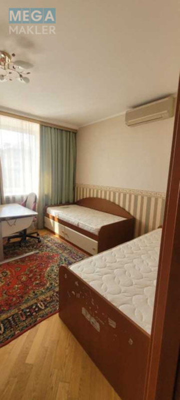 Продаж 3 кімнатної квартири (110,5/71,6/16,7), 3 пов. 18 пов. будинку, <a class="location-link" href="/kiev/" title="Недвижимость Київ">Київ</a>, <a class="location-link" href="/kiev/solomenskij/" title="Недвижимость Солом'янський район">Солом'янський р-н</a>, Соломенская ул., 30 (изображение 5)