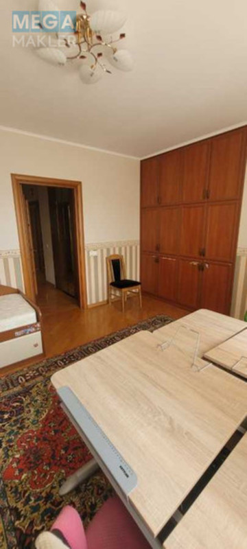 Продаж 3 кімнатної квартири (110,5/71,6/16,7), 3 пов. 18 пов. будинку, <a class="location-link" href="/kiev/" title="Недвижимость Київ">Київ</a>, <a class="location-link" href="/kiev/solomenskij/" title="Недвижимость Солом'янський район">Солом'янський р-н</a>, Соломенская ул., 30 (изображение 8)