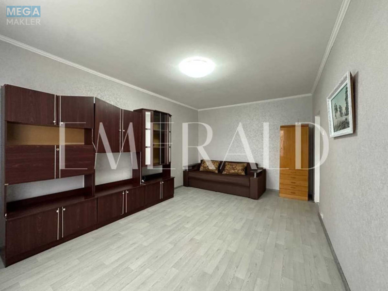 Продаж 1 кімнатної квартири (38/19/7), 7 пов. 9 пов. будинку, <a class="location-link" href="/kiev/" title="Недвижимость Київ">Київ</a>, <a class="location-link" href="/kiev/desnyanskij/" title="Недвижимость Деснянський район">Деснянський р-н</a>, Владимира Маяковского просп., 81А (изображение 10)