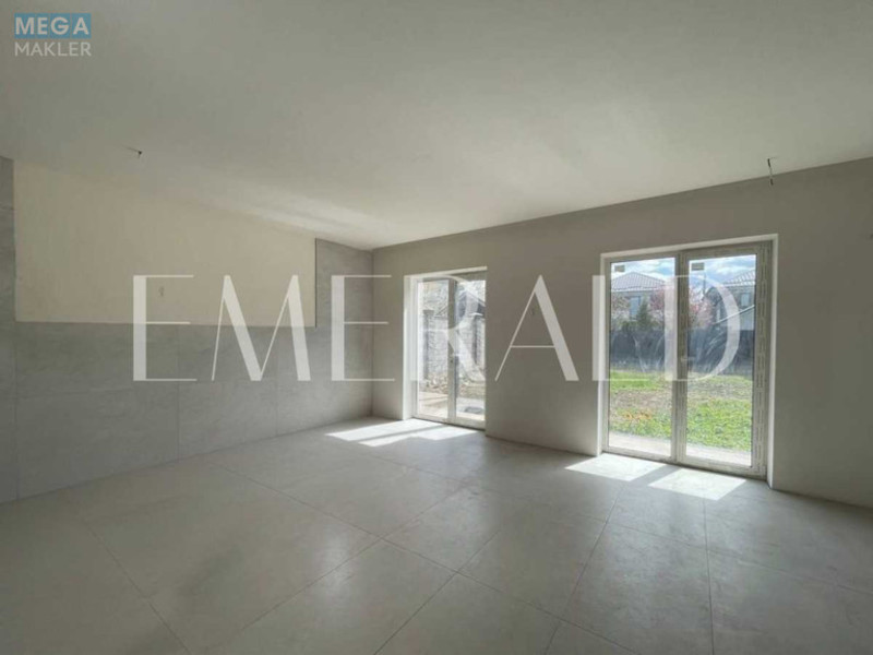 Продаж дома, 2&nbsp;поверху, 142&nbsp;кв.м, 5&nbsp;кімнат, ділянка 4&nbsp;сотки, <a class="location-link" href="/kiev/" title="Недвижимость Київ">Київ</a>, <a class="location-link" href="/kiev/solomenskij/" title="Недвижимость Солом'янський район">Солом'янський р-н</a>, Калиновая ул., 6 (изображение 6)