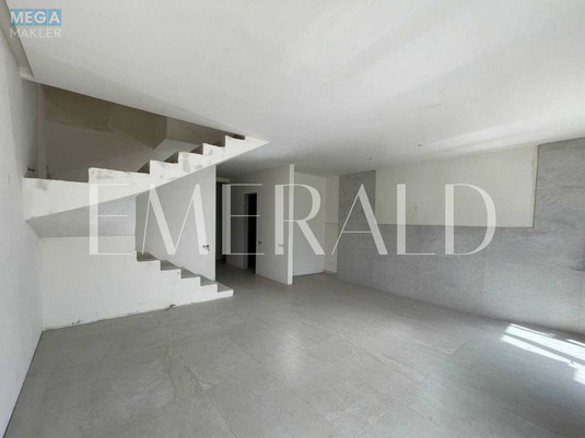 Продаж дома, 2&nbsp;поверху, 142&nbsp;кв.м, 5&nbsp;кімнат, ділянка 4&nbsp;сотки, <a class="location-link" href="/kiev/" title="Недвижимость Київ">Київ</a>, <a class="location-link" href="/kiev/solomenskij/" title="Недвижимость Солом'янський район">Солом'янський р-н</a>, Калиновая ул., 6 (изображение 8)