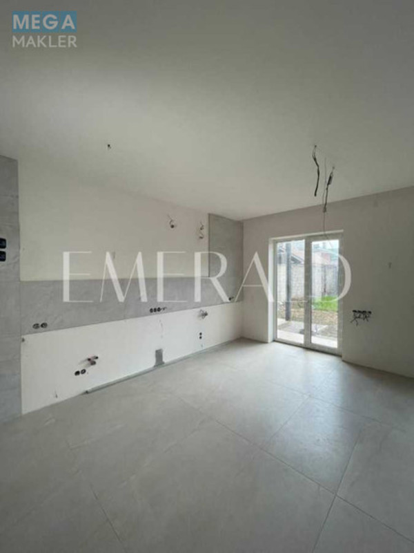 Продаж дома, 2&nbsp;поверху, 142&nbsp;кв.м, 5&nbsp;кімнат, ділянка 4&nbsp;сотки, <a class="location-link" href="/kiev/" title="Недвижимость Київ">Київ</a>, <a class="location-link" href="/kiev/solomenskij/" title="Недвижимость Солом'янський район">Солом'янський р-н</a>, Калиновая ул., 6 (изображение 11)