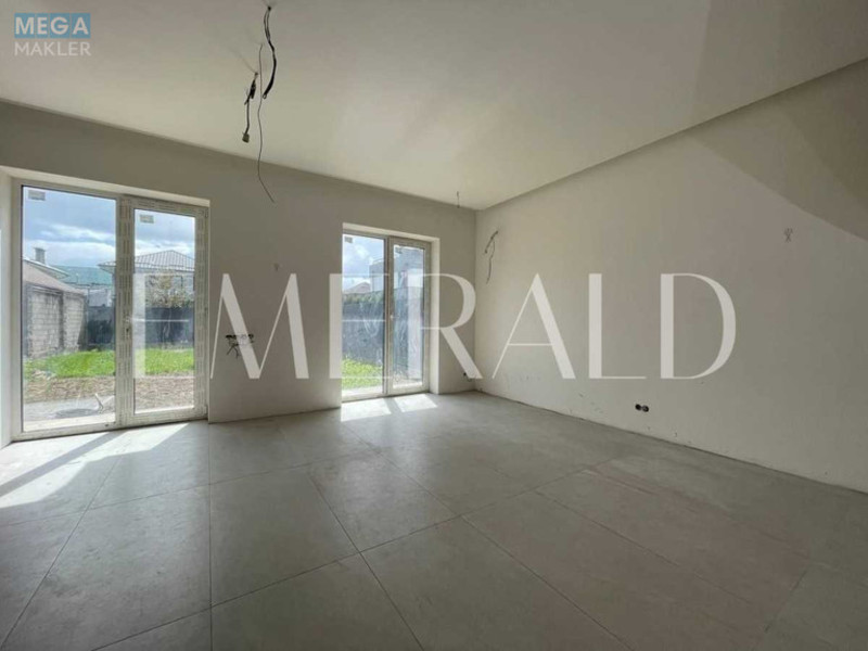Продаж дома, 2&nbsp;поверху, 142&nbsp;кв.м, 5&nbsp;кімнат, ділянка 4&nbsp;сотки, <a class="location-link" href="/kiev/" title="Недвижимость Київ">Київ</a>, <a class="location-link" href="/kiev/solomenskij/" title="Недвижимость Солом'янський район">Солом'янський р-н</a>, Калиновая ул., 6 (изображение 12)