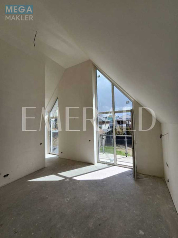 Продаж дома, 2&nbsp;поверху, 142&nbsp;кв.м, 5&nbsp;кімнат, ділянка 4&nbsp;сотки, <a class="location-link" href="/kiev/" title="Недвижимость Київ">Київ</a>, <a class="location-link" href="/kiev/solomenskij/" title="Недвижимость Солом'янський район">Солом'янський р-н</a>, Калиновая ул., 6 (изображение 13)