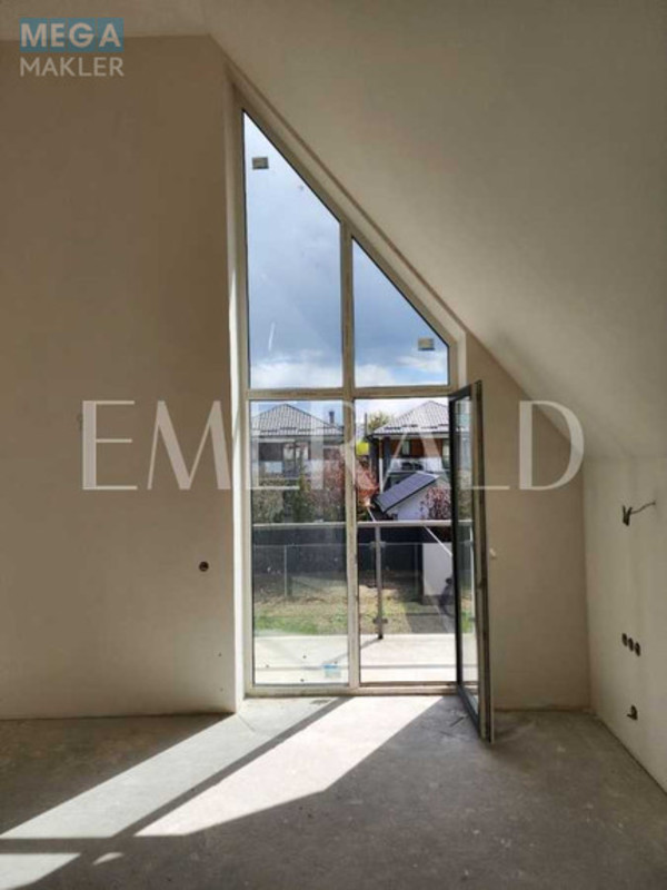 Продаж дома, 2&nbsp;поверху, 142&nbsp;кв.м, 5&nbsp;кімнат, ділянка 4&nbsp;сотки, <a class="location-link" href="/kiev/" title="Недвижимость Київ">Київ</a>, <a class="location-link" href="/kiev/solomenskij/" title="Недвижимость Солом'янський район">Солом'янський р-н</a>, Калиновая ул., 6 (изображение 15)