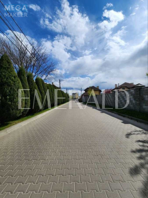 Продаж дома, 2&nbsp;поверху, 142&nbsp;кв.м, 5&nbsp;кімнат, ділянка 4&nbsp;сотки, <a class="location-link" href="/kiev/" title="Недвижимость Київ">Київ</a>, <a class="location-link" href="/kiev/solomenskij/" title="Недвижимость Солом'янський район">Солом'янський р-н</a>, Калиновая ул., 6 (изображение 19)