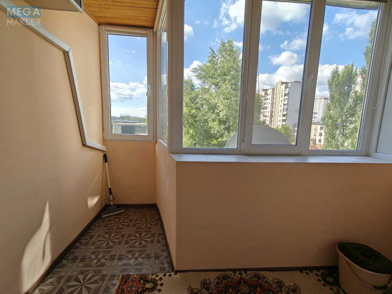 Оренда 2 кімнатної квартири, <a class="location-link" href="/kiev/" title="Недвижимость Київ">Київ</a>, <a class="location-link" href="/kiev/darnickij/" title="Недвижимость Дарницький район">Дарницький р-н</a>, Петра Григоренка просп., 39 (изображение 5)