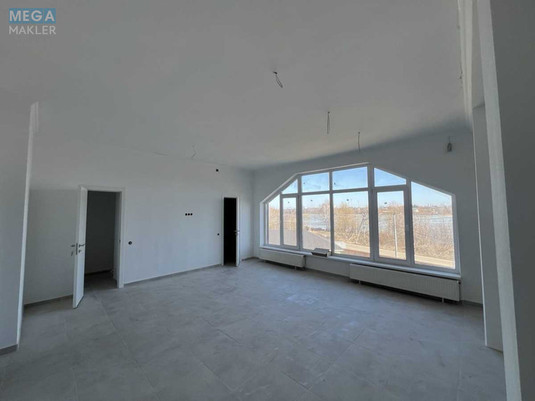 Продаж дома, 3&nbsp;поверху, 391&nbsp;кв.м, 10&nbsp;кімнат, ділянка 10&nbsp;соток, <a class="location-link" href="/kiev/" title="Недвижимость Київ">Київ</a>, <a class="location-link" href="/kiev/darnickij/" title="Недвижимость Дарницький район">Дарницький р-н</a>, 2-й Бортничский пер., 1 (изображение 9)