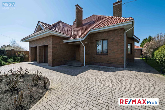 Продаж дома, 2&nbsp;поверху, 260&nbsp;кв.м, 5&nbsp;кімнат, ділянка 12&nbsp;соток, <a class="location-link" href="/hotov/" title="Недвижимость Хотів">Хотів</a>, Олександра Невского (изображение 3)