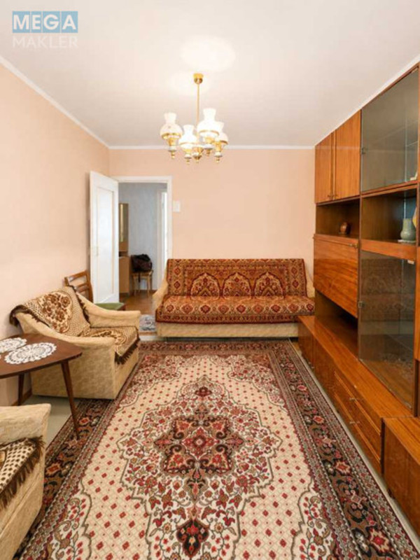 Продаж 2 кімнатної квартири (47,7/17/6,2), 2 пов. 5 пов. будинку, <a class="location-link" href="/chernigov/" title="Недвижимость Чернігів">Чернігів</a>, <a class="location-link" href="/chernigov/desnyanskij/" title="Недвижимость Деснянський район">Деснянський р-н</a>, Соборності, 12 (изображение 2)