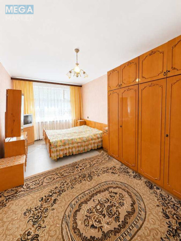 Продаж 2 кімнатної квартири (47,7/17/6,2), 2 пов. 5 пов. будинку, <a class="location-link" href="/chernigov/" title="Недвижимость Чернігів">Чернігів</a>, <a class="location-link" href="/chernigov/desnyanskij/" title="Недвижимость Деснянський район">Деснянський р-н</a>, Соборності, 12 (изображение 4)