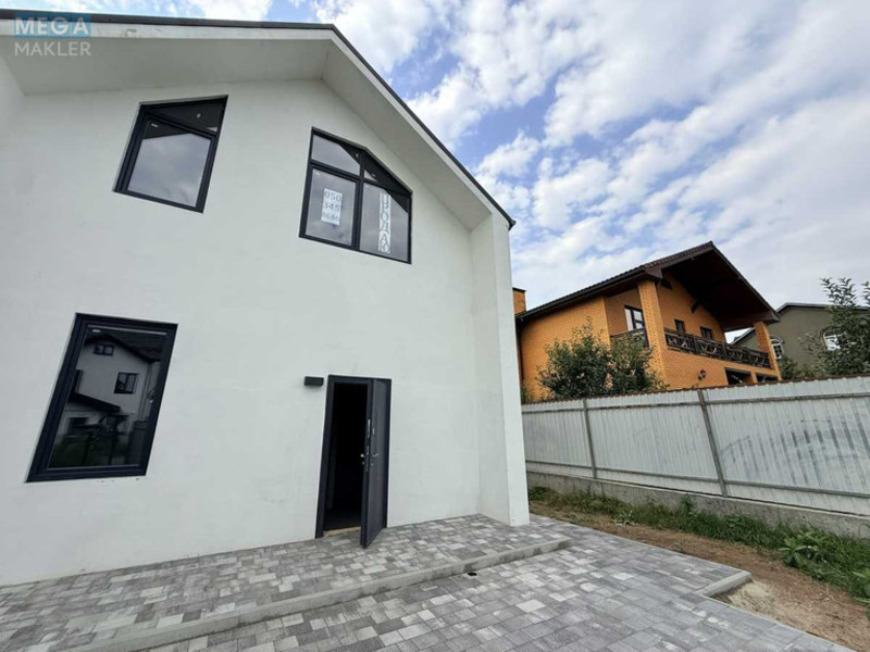 Продаж дома, 3&nbsp;поверху, 137&nbsp;кв.м, 3&nbsp;кімнати, ділянка 5,35&nbsp;соток, <a class="location-link" href="/hotov/" title="Недвижимость Хотів">Хотів</a>, Молодіжна (изображение 3)