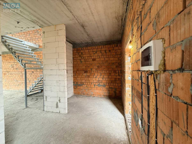 Продаж дома, 3&nbsp;поверху, 137&nbsp;кв.м, 3&nbsp;кімнати, ділянка 5,35&nbsp;соток, <a class="location-link" href="/hotov/" title="Недвижимость Хотів">Хотів</a>, Молодіжна (изображение 14)