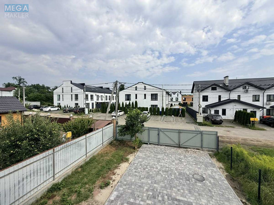 Продаж дома, 3&nbsp;поверху, 137&nbsp;кв.м, 3&nbsp;кімнати, ділянка 5,35&nbsp;соток, <a class="location-link" href="/hotov/" title="Недвижимость Хотів">Хотів</a>, Молодіжна (изображение 24)