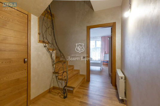 Продаж 4 кімнатної квартири (139/70/30), 9 пов. 10 пов. будинку, <a class="location-link" href="/sofievskaya-borshagovka/" title="Недвижимость Софіївська Борщагівка">Софіївська Борщагівка</a>, Героїв Небесної Сотні просп., 18/1 (изображение 20)