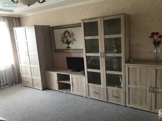 Оренда 1 кімнатної квартири, <a class="location-link" href="/kiev/" title="Недвижимость Київ">Київ</a>, <a class="location-link" href="/kiev/goloseevskij/" title="Недвижимость Голосіївський район">Голосіївський р-н</a>, Жилянська вул., 72 (изображение 4)