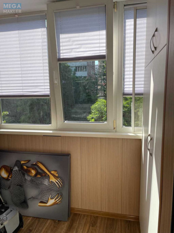 Продаж 3 кімнатної квартири (64/?/25), 4 пов. 9 пов. будинку, <a class="location-link" href="/dnepropetrovsk/" title="Недвижимость Дніпра">Дніпро</a>, Набережная Победы, 98 (изображение 12)