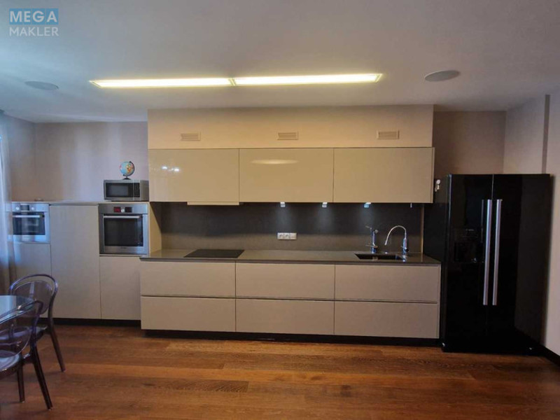 Продаж 3 кімнатної квартири (107/57/35), 15 пов. 15 пов. будинку, <a class="location-link" href="/chajki-selo-kv/" title="Недвижимость Чайки">Чайки</a>, Лобановського, 17 (изображение 12)