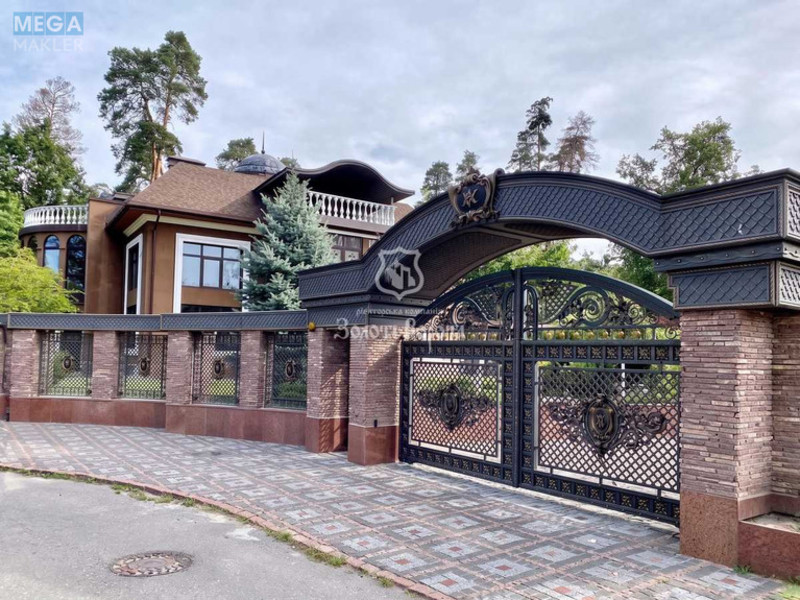 Продаж дома, 3&nbsp;поверху, 1&nbsp;432&nbsp;кв.м, 6&nbsp;кімнат, ділянка 35&nbsp;соток, <a class="location-link" href="/kiev/" title="Недвижимость Київ">Київ</a>, <a class="location-link" href="/kiev/svyatoshinskij/" title="Недвижимость Святошинський район">Святошинський р-н</a>, Житомирське шосе, 4а (изображение 9)