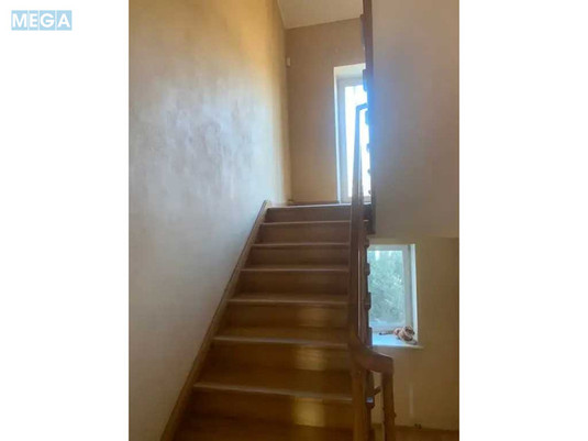 Продаж дома, 2&nbsp;поверху, 611,10&nbsp;кв.м, 8&nbsp;кімнат, ділянка 8,36&nbsp;соток, <a class="location-link" href="/petropavlovskaya-borshagovka/" title="Недвижимость Петропавлівська Борщагівка">Петропавлівська Борщагівка</a>, Сонячна, 7а (изображение 3)