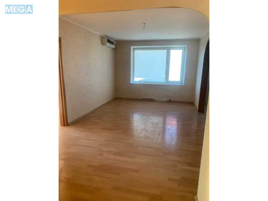 Продаж дома, 2&nbsp;поверху, 611,10&nbsp;кв.м, 8&nbsp;кімнат, ділянка 8,36&nbsp;соток, <a class="location-link" href="/petropavlovskaya-borshagovka/" title="Недвижимость Петропавлівська Борщагівка">Петропавлівська Борщагівка</a>, Сонячна, 7а (изображение 8)