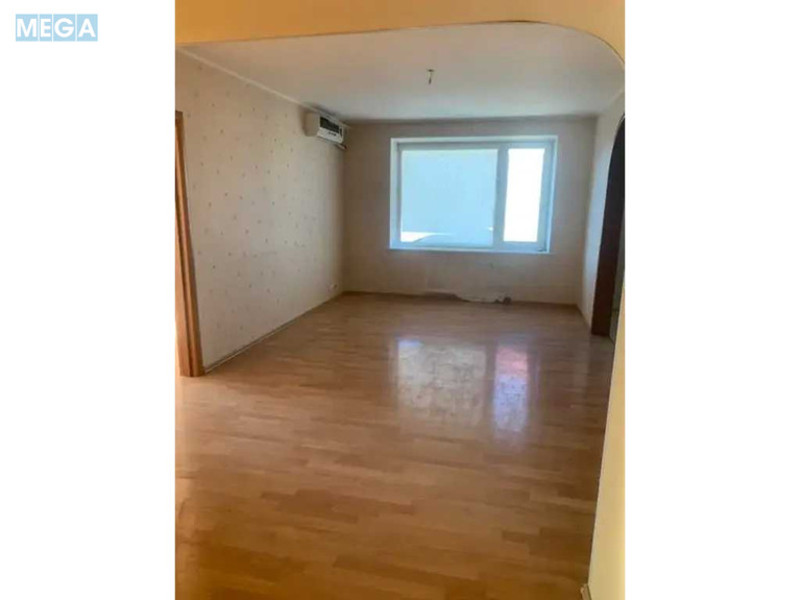 Продаж дома, 2&nbsp;поверху, 611,10&nbsp;кв.м, 8&nbsp;кімнат, ділянка 8,36&nbsp;соток, <a class="location-link" href="/petropavlovskaya-borshagovka/" title="Недвижимость Петропавлівська Борщагівка">Петропавлівська Борщагівка</a>, Сонячна, 7а (изображение 8)