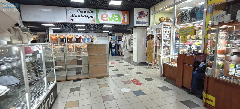 Оренда комерційної нерухомості, 4&nbsp;800&nbsp;кв.м, под магазин, <a class="location-link" href="/kiev/" title="Недвижимость Київ">Київ</a>, <a class="location-link" href="/kiev/pecherskij/" title="Недвижимость Печерський район">Печерський р-н</a>, Миколи Міхновського бульв. (изображение 8)