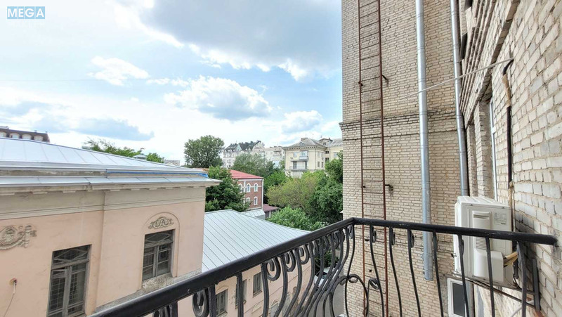 Оренда 2 кімнатної квартири, <a class="location-link" href="/kiev/" title="Недвижимость Київ">Київ</a>, <a class="location-link" href="/kiev/pecherskij/" title="Недвижимость Печерський район">Печерський р-н</a>, Шовковична вул., 13/2 (изображение 14)