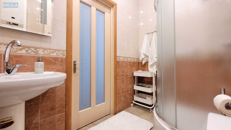 Оренда 2 кімнатної квартири, <a class="location-link" href="/kiev/" title="Недвижимость Київ">Київ</a>, <a class="location-link" href="/kiev/pecherskij/" title="Недвижимость Печерський район">Печерський р-н</a>, Шовковична вул., 13/2 (изображение 18)